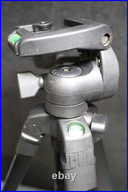 Bosch GCL100-40G Green Cross Laser Level Set BT150 Compact Tripod RM10 Mount