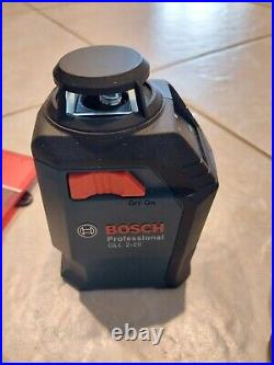 Bosch GLL2-20 Self-Leveling 360 Degree Line & Cross Laser, Similar to Unused