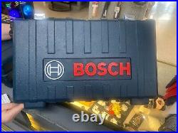 Bosch GLL3-330CG 360° Connected Green-Beam Three-Plane Leveling and