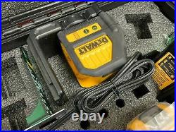 DEWALT 12V MAX Green Cross-Line Laser Level with Battery, Charger and Case