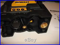 DEWALT DW0822 Self-Leveling Cross Line and Plumb Spot Laser