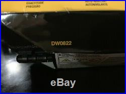 DEWALT DW0822 Self-Leveling Cross Line and Plumb Spot Laser New