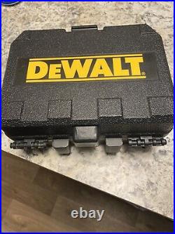 DEWALT DW08302CG Green Self-Leveling 3-Spot Laser Level Black/Yellow