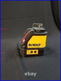 DEWALT DW088 Self-leveling Red Cross-Line Laser Level RED With Case & Attachments