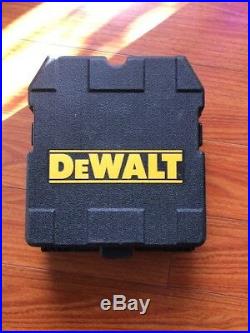 DEWALT DW089K Self-Leveling 3-Beam Line Laser withCase