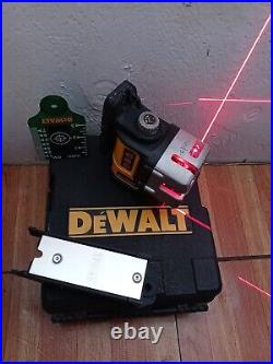 DEWALT DW089 Line Laser Level RED no scratches, no dust the glass is li k e new