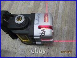 DEWALT DW089 Self Leveling 3 Beam Line Laser Level Mountable Laser2 Type 1 NICE