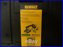 Dewalt DW0811LG 12V MAX 2 x 360 Green Beam Line Laser Kit With Bat and Charger NEW