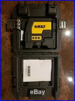 Dewalt DW0822 Red Self-Leveling Cross-Line and Plumb Spot Laser Level with Case