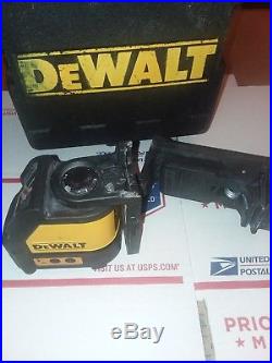 Dewalt DW088CG self leveling green cross line laser