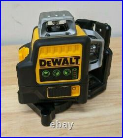 Dewalt DW089LG 12V 3 x 360-Degree Lit-Ion Green Beam Line Laser Kit