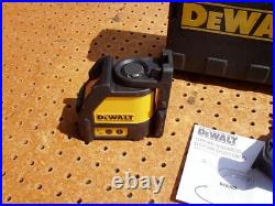 Dewalt Model Dw088 Self-leveling Red Line Laser Level + Case Construction Home