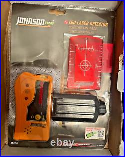 Johnson Level Self-Leveling Rotary Laser Level 40-6515, Tripod & Laser Detector