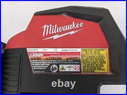 Milwaukee 3622-21 M12 12V Green 125 ft. Cross Line/Plumb Point Laser Level Kit