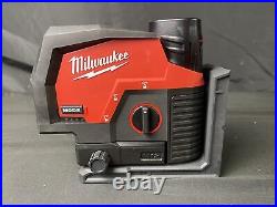 Milwaukee 3622-21 M12 12V Green Laser level Kit 125Ft New Open Box