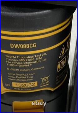 USED DeWalt DW088CG 165 ft. Green Self-Leveling Cross Line Laser Level